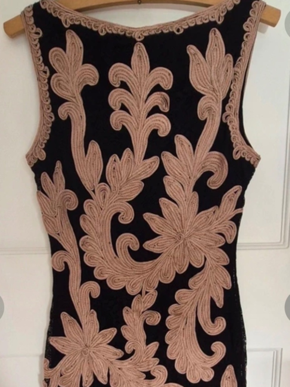 NWOT black / rose tapeworm ribbon embroidered midi dress, size small